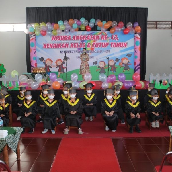 WISUDA DAN TUTUP TAHUN AJARAN